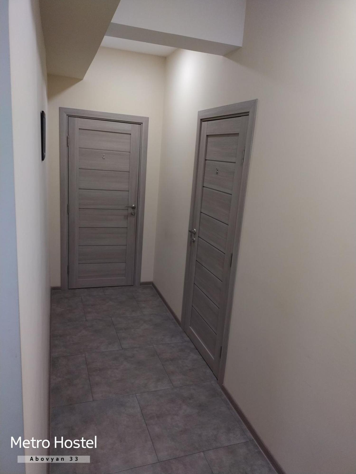 Metro Hostel Ереван Екстериор снимка