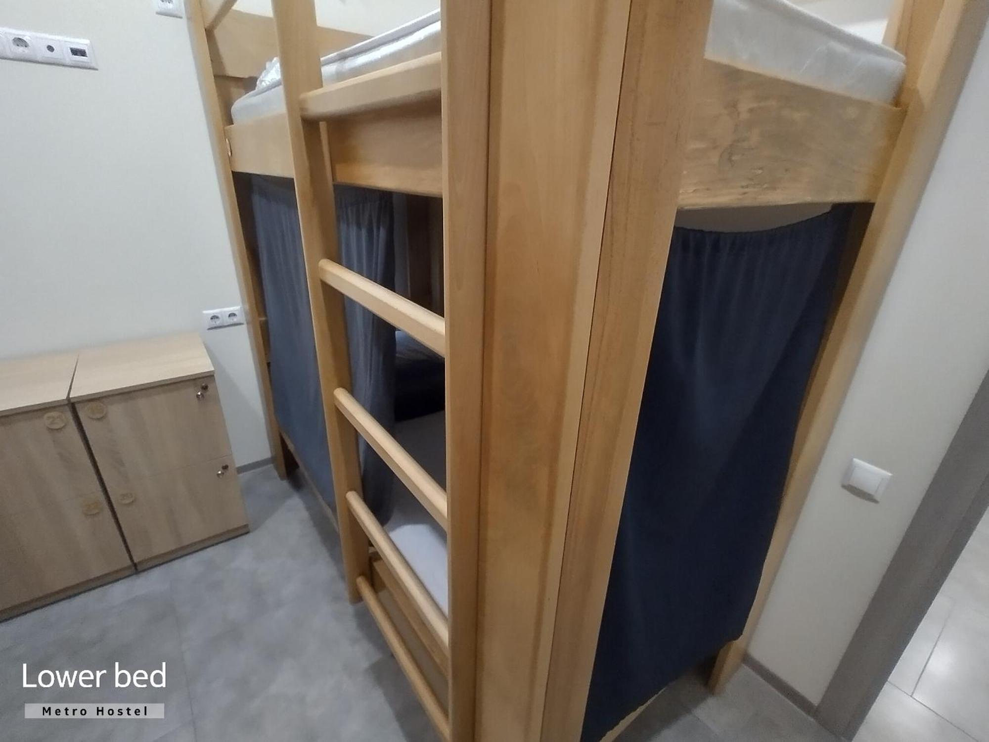 Metro Hostel Ереван Екстериор снимка