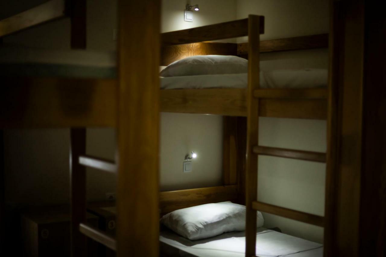 Metro Hostel Ереван Екстериор снимка